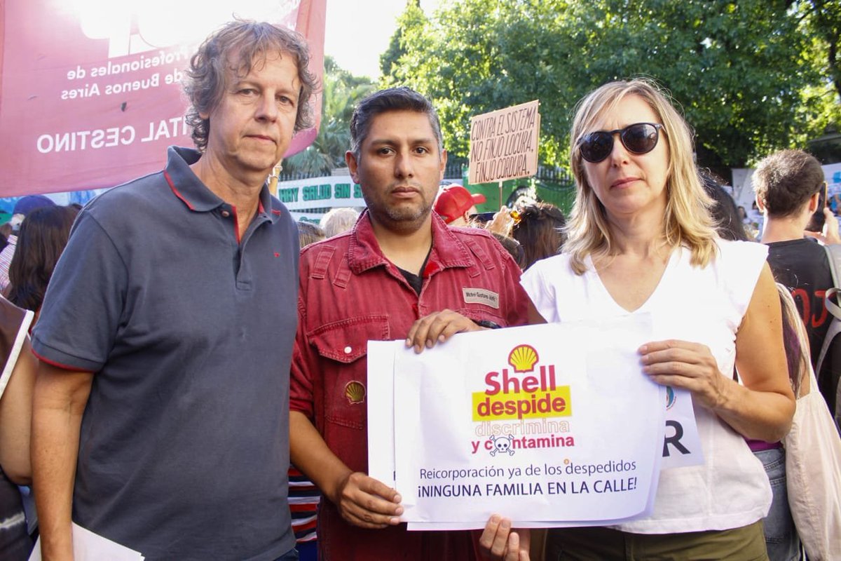 MILEI ENVALENTONADO Y LAS TRAICIONES MÁS CANTADAS QUE “DESPACITO”.

¿QUÉ VAMOS A HACER?

Todavía no asumimos y veo con mucha preocupación que ya comienzan los pases de bando que advertimos en la campaña electoral: los que se hicieron elegir “para fortalecer un bloque opositor y