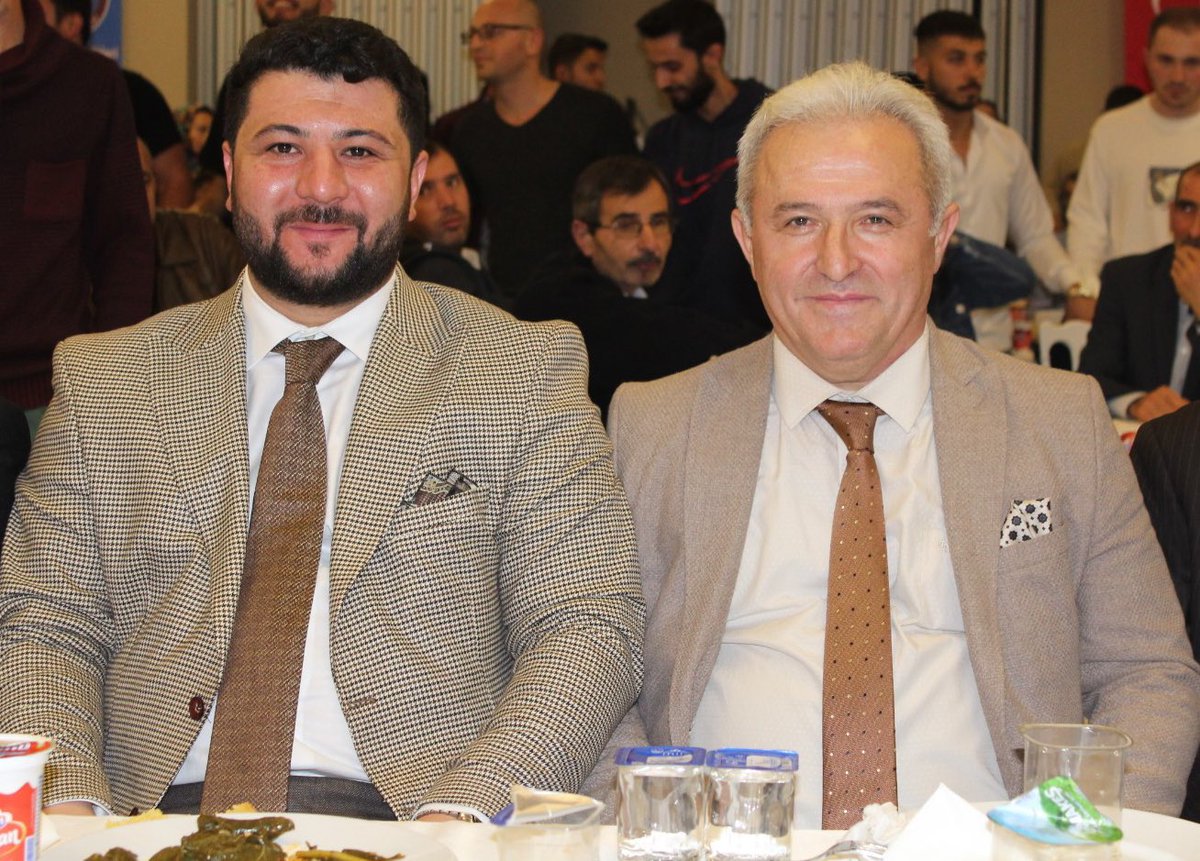 STK
Sivil Toplum Kuruluşu.

Fotoğraflar Önceki Dönem Yapılan Dernek Gecemizden,

Bu Akşam Yapılan <a href="/Dorukkiris_Koyu/">Dorukkiriş Köyü</a> Derneğimizin Mülk Edinme Gecesi 
Hayırlara Vesile Olsun İnşallah.