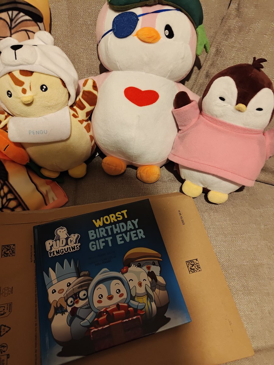 Managed to re-order this beauty 

"Worst birthday gift ever" by <a href="/pudgypenguins/">Pudgy Penguins</a>

Bed time story for the daughter sorted for every night until her birthday 😁