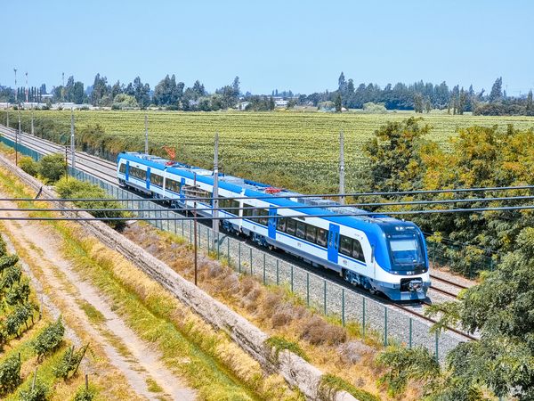 Trans_OHiggins's tweet image. El #tren 🚆 @EFE_Rancagua será gratuito en este #domingo de #Elecciones2025: ¿Cómo van a ser sus horarios? transohiggins.com/tren-rancagua-…