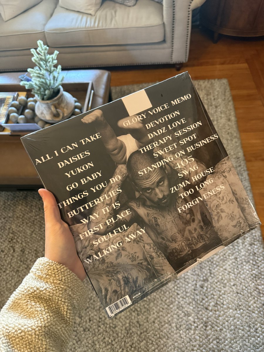 jskylrk's tweet image. CHEGOU MEU VINYL DE SWAGGGGGGGGGG