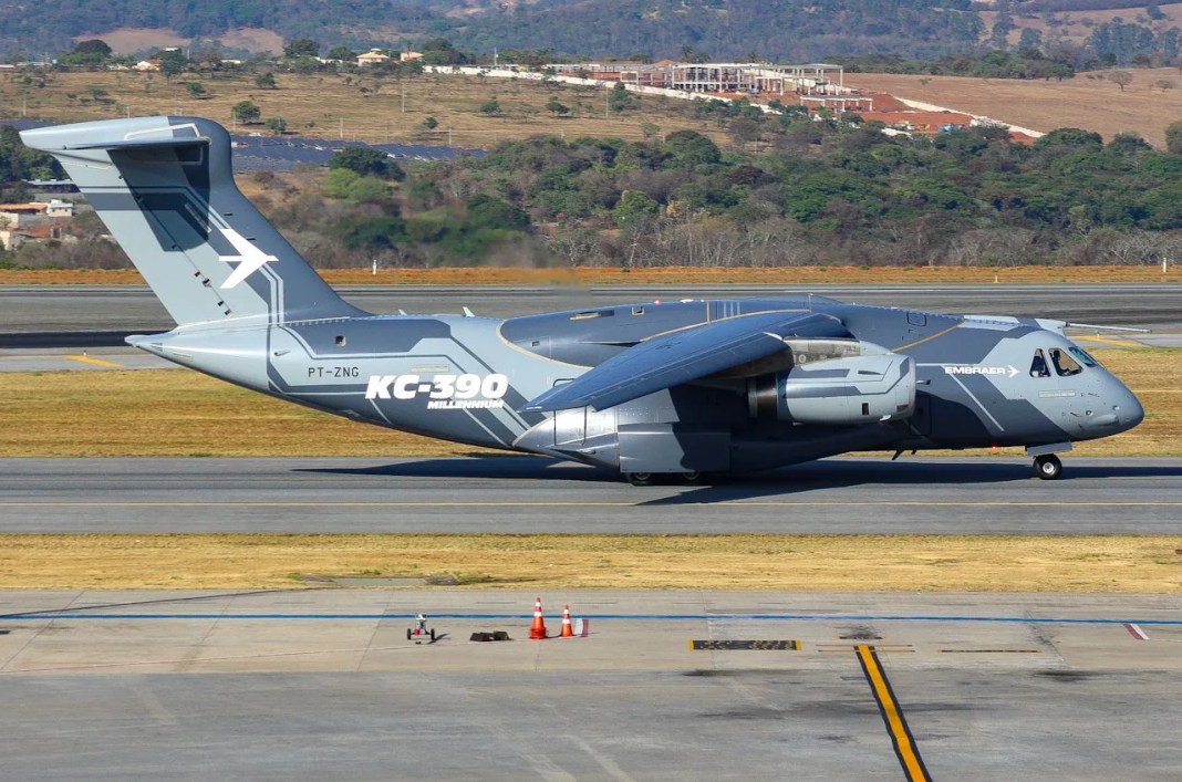Embraer is present at the Dubai Air Show 2025 with its new demonstrator of KC-390 Millennium transport aircraft,This multi-mission tactical transport aircraft, designed for military and humanitarian operations, along with E195-E2 &amp;
 E190F, a cargo version derived from the E190.