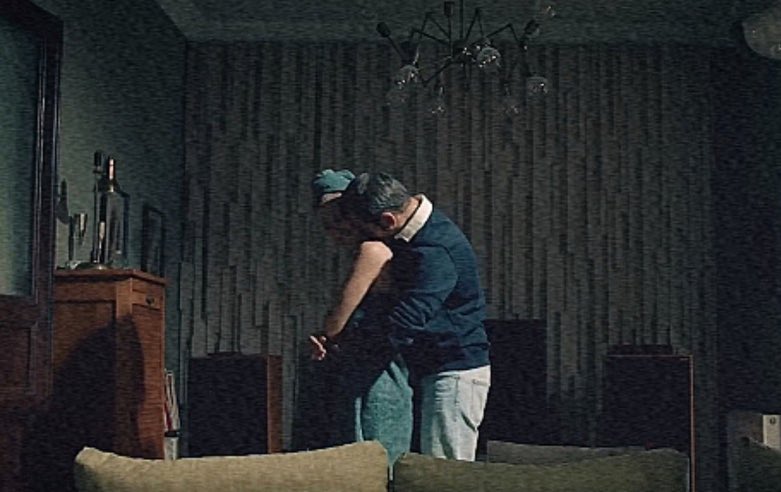 So Yahya really prepared everything like it was in flashback even the towel is the same he was waiting for that moment for her to come back to him so that moment from flashback was really the last time they saw each other I’m bawling my eyes out #YahDer