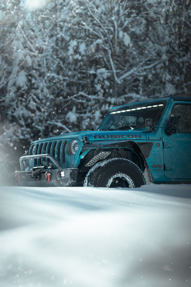Quadratec's tweet image. Chasing winter vibes... @driven.by.marie
#Quadratec #jeeplife #Jeepnation #jeepitreal #offroading #Jeepoffroad #Jeepsnow #snowday #winter #Snowstorm #Jeeplove @Jeep #Jeepwrangler #Rubicon
