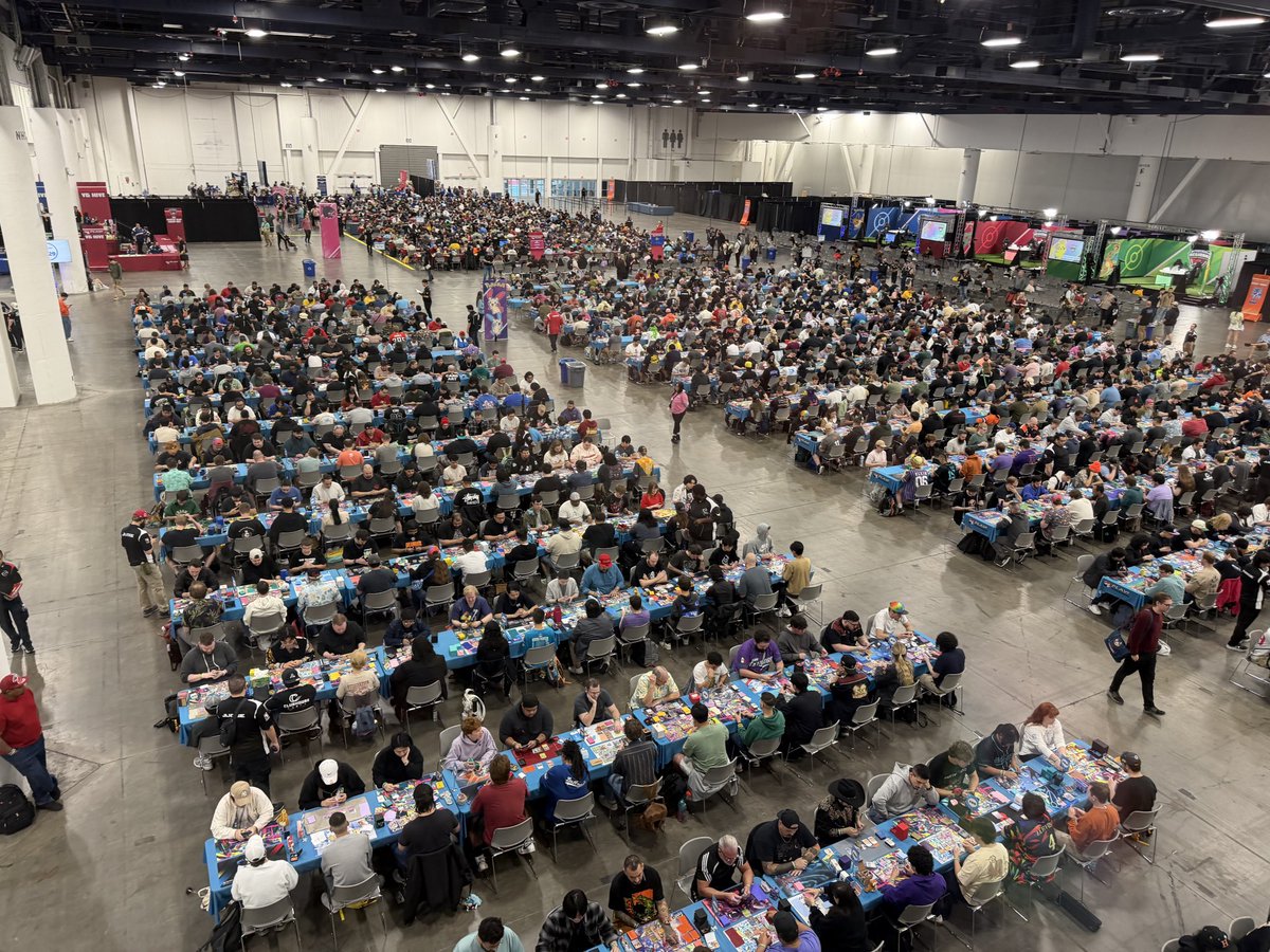 Chris Brown tweet media