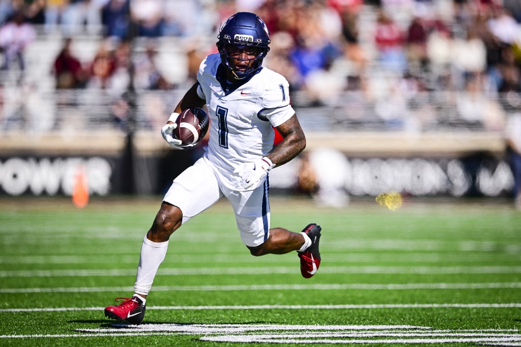 🏈 Must See College Football Player Props 🚨

Now that we’re going for the biggest edges on the board – at least among the freely available ones for our Week 12 NCAAF prop bets, we need to treat these wagers with even more care than usual. 👀 See our Props: