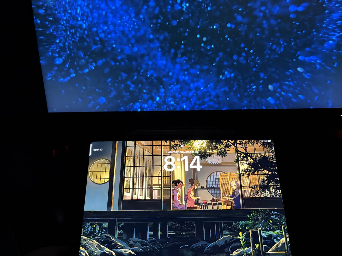 PYTHON01100100's tweet image. توني شاري الآيباد إير الجديد 😎
Just got the new iPad Air 😎
#SetupNight #TechVibes #LateNightSetup