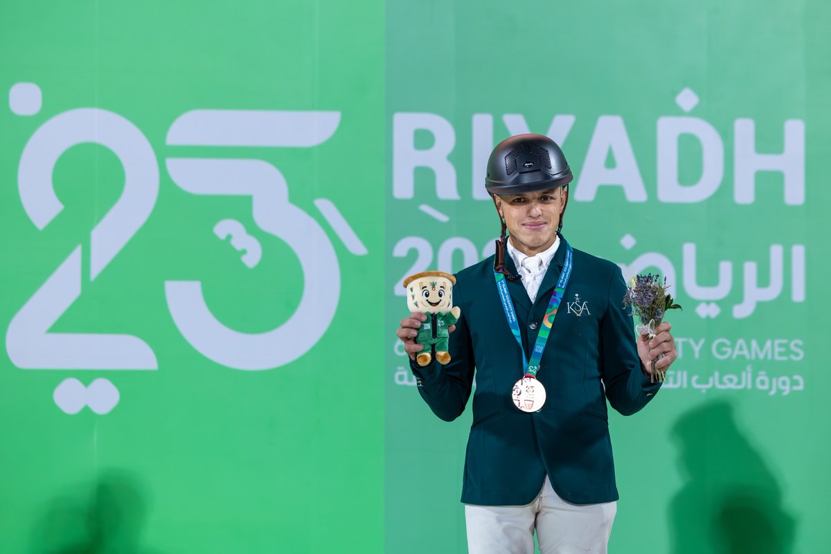 TeamSaudi's tweet photo. • خالد المبطي 🥇
• عبدالله الشربتلي 🥉

أبطال #فريق_السعودية 🏇 https://t.co/INtBMjRkJ9
