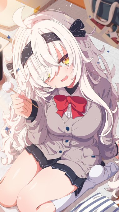 スケブ納品完了!ありがとうございましたー!

ストーカー先輩の膝枕ASMR
膝に頭を預けるか預けないかはキミシダイ
フヒヒ… 