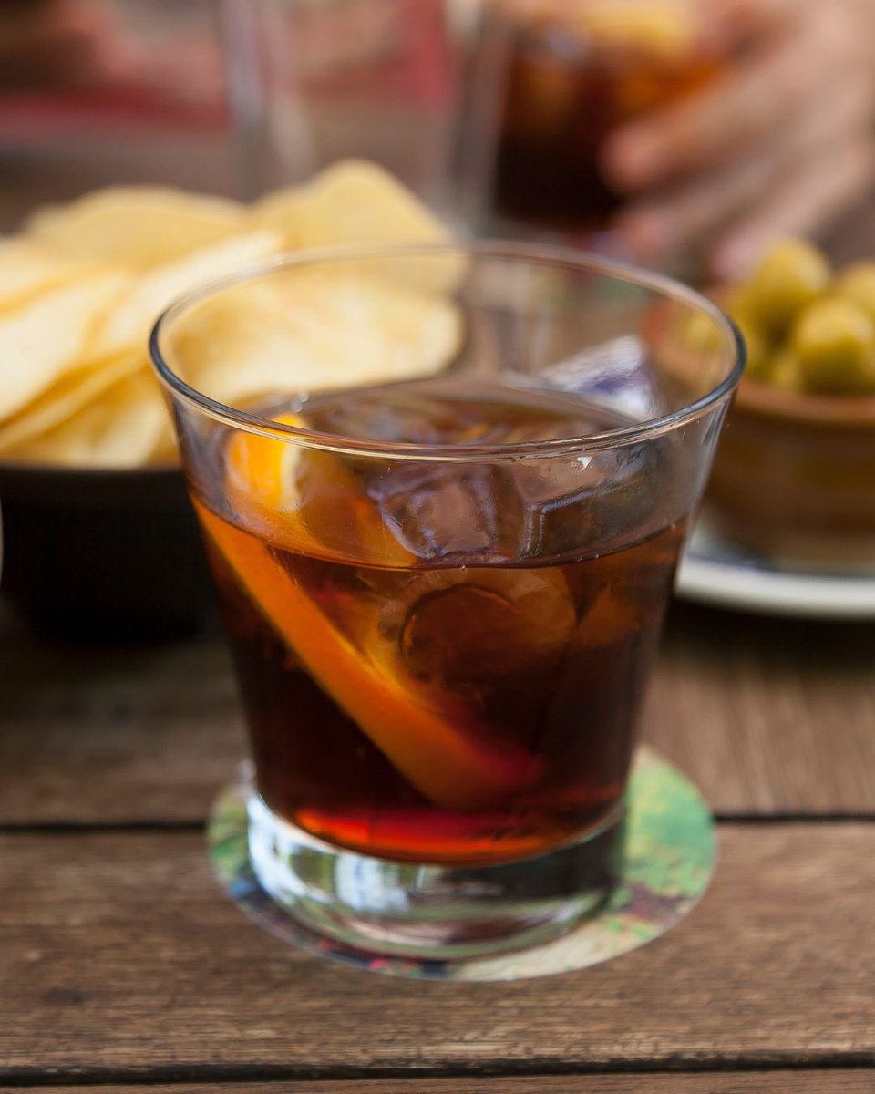 El fin de semana siempre será nuestro momento preferido para el #vermut 🍸
¿Cuál es el tuyo?

cestashop.com/vermut-228

#FelizSabado #Winelover #Vermutlovers #TuBodegaenCasa #VinoyLicorOnline