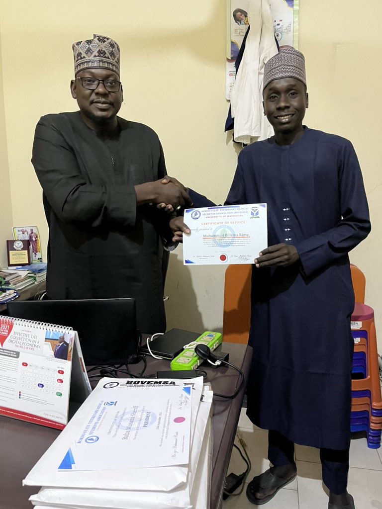 The Transition and Handing Over ceremony took place in the presence of the Staff Adviser, Dr. Umar Abdullahi Maina. 

The outgoing president Muhammad Bulama Kime highlighted notable achievements and challenges of the association 

The world incoming President Baba Musami Sheriff