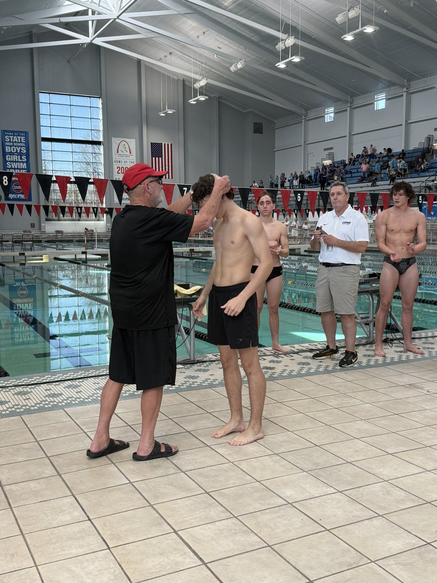 LibsSwimTeam's tweet image. Congratulations to Elijah quest for finishing 6th Place in Diving at MSHSAA Class 2 State Meet!