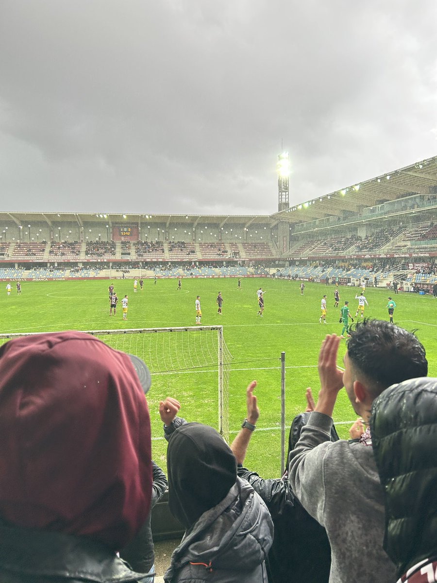 I still can’t believe what I’ve just seen down at Pasaron today, 2 penalties, 2 penalties missed and for the second week in a row 2 points dropped from winning positions.