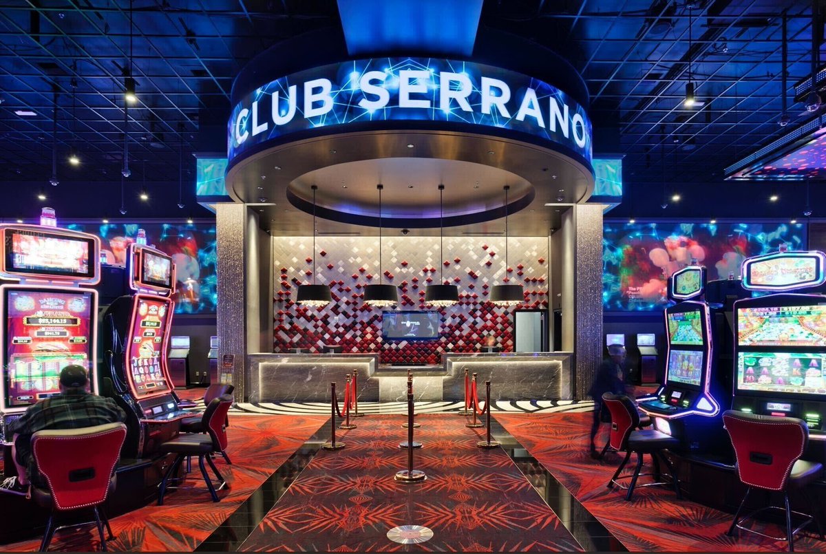 Palms's tweet photo. From Cali to Vegas, we'll match your casino tier and offers. 🚗 💨

Stop by any #ClubSerrano booth and level up your rewards today.
#Yaamava https://t.co/8HLDYsp58N
