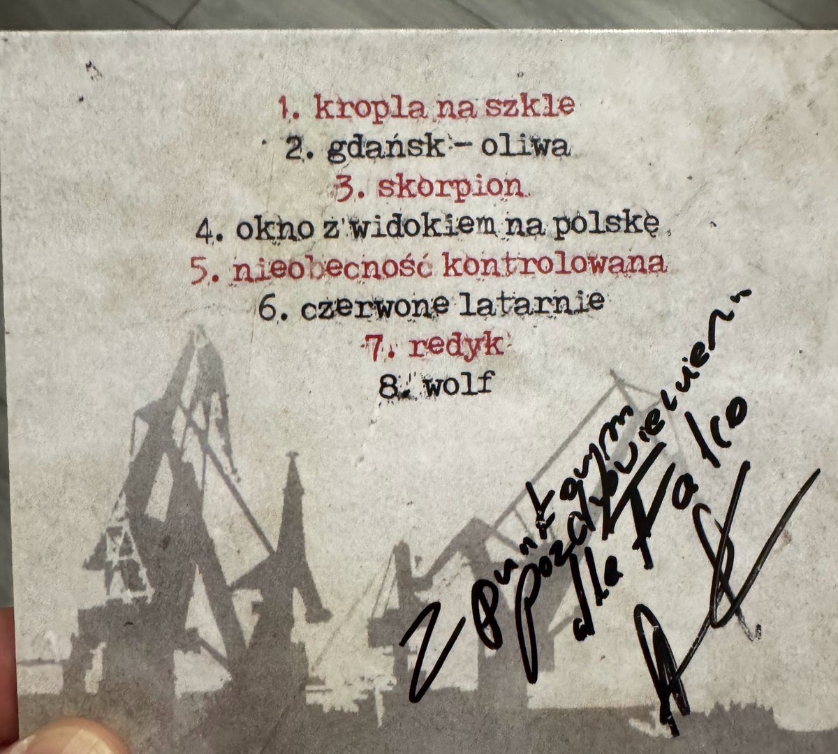 Falconetti1916's tweet image. Jeśli nie masz pomysłu na wieczór,to polecam kawał niezłej punkowizny.
⁦@MrCiniak23⁩ i załoga to niezłe gagatki 💪🤘
#PunksNotDead