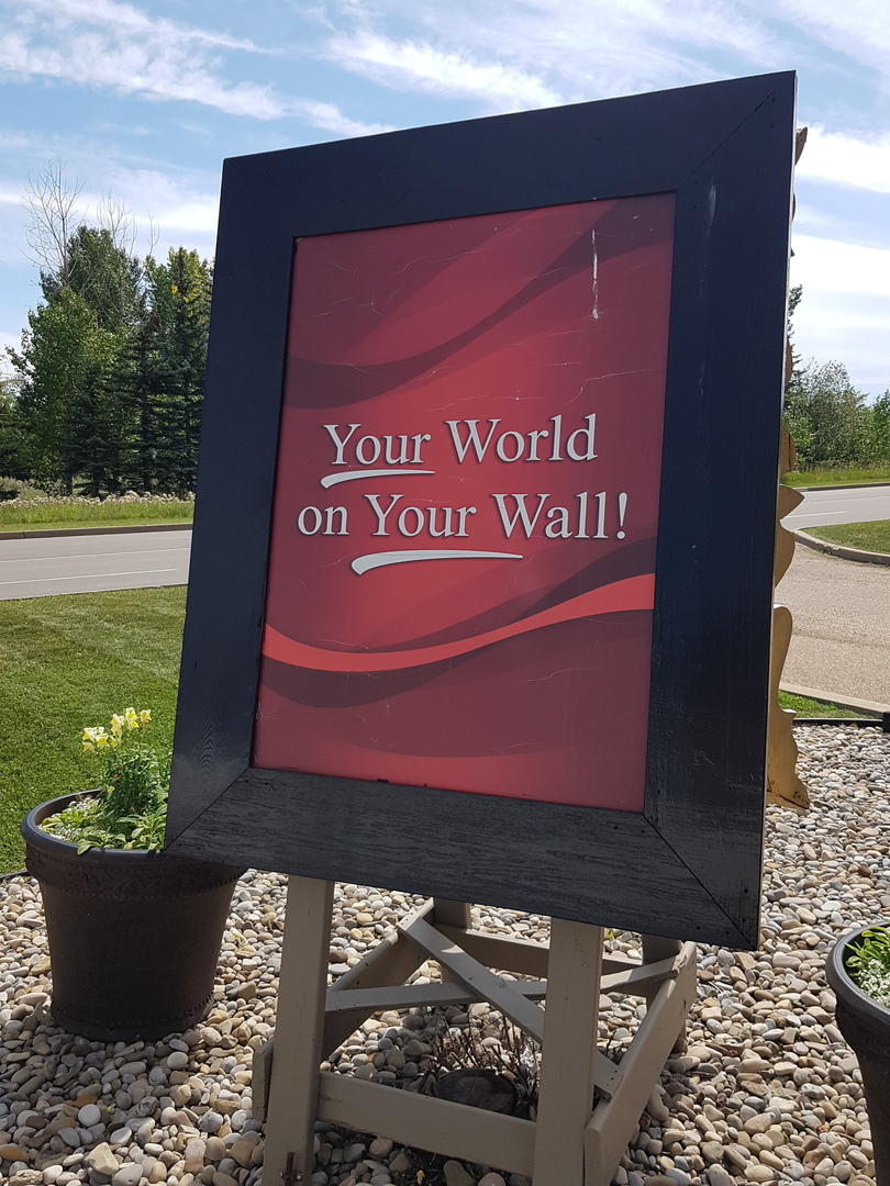 FramingNook's tweet image. Your World on Your Wall  -  yes we are here to ensure your precious memories are in sight each and every day!  #CustomFraming #CustomFrames #RedDeer