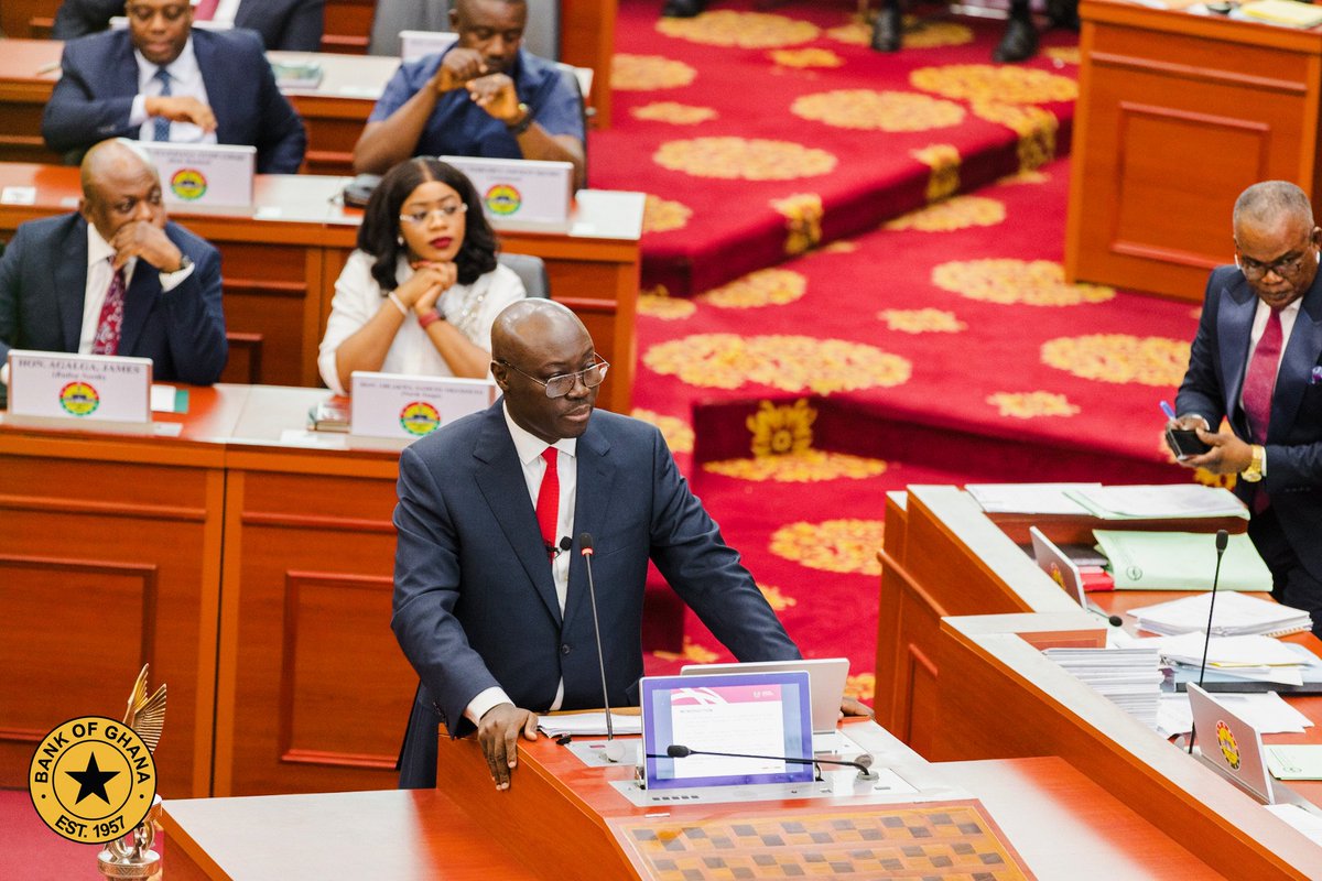 thebankofghana's tweet photo. Governor of the Bank of Ghana, Dr. Johnson Pandit Asiama, exchanging greetings with the Minister for Finance, Dr. Cassiel Ato Forson, at the Parliament of Ghana during the 2026 Budget reading on Thursday November 13, 2025.
#continuedcollaboration
#macroeconomicprogress https://t.co/E3lzUOKQOB