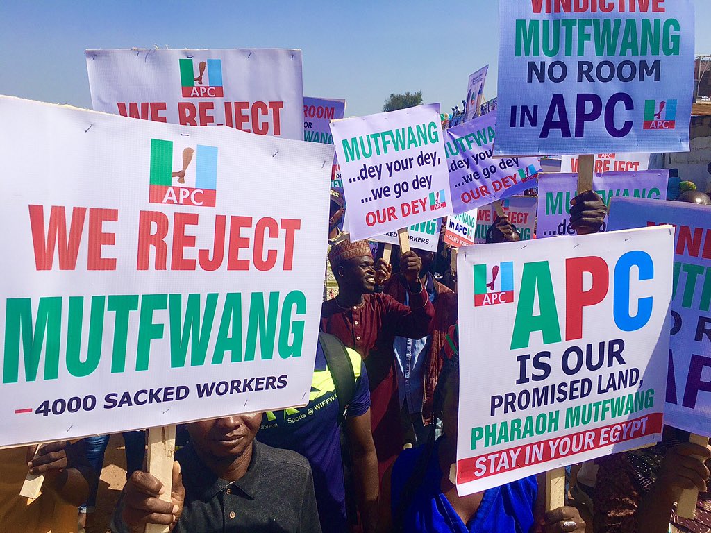 HenryHoomen2's tweet image. I am proud to lead a movement that exposes to the world, through the platform of the APC, just how vindictive and wicked the governor of our state truly is toward thousands of youths in Plateau State. This isn&apos;t merely about personal grudges;