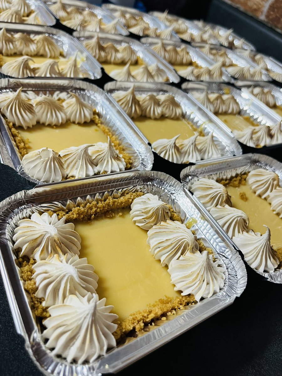 Alistando todo para mañana! Nos vemos en Brisas del Golf, Plaza Signature, entrada de Do It Center 🎂🍰🫐🍋‍🟩