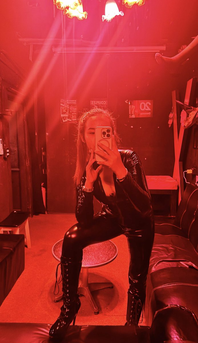 Mistress Pak (@zerverging) on Twitter photo 