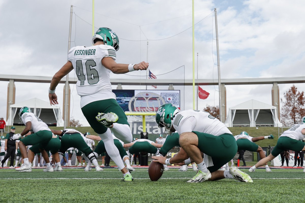 THREE MORE FOR THE EAGLES!!

<a href="/RudyKessinger/">Rudy Kessinger</a> is true from 43-yards out and the Eagles extend their lead to 17-3 with 22 seconds to play in the second!

#ETOUGH ⛓️ #TheClimb