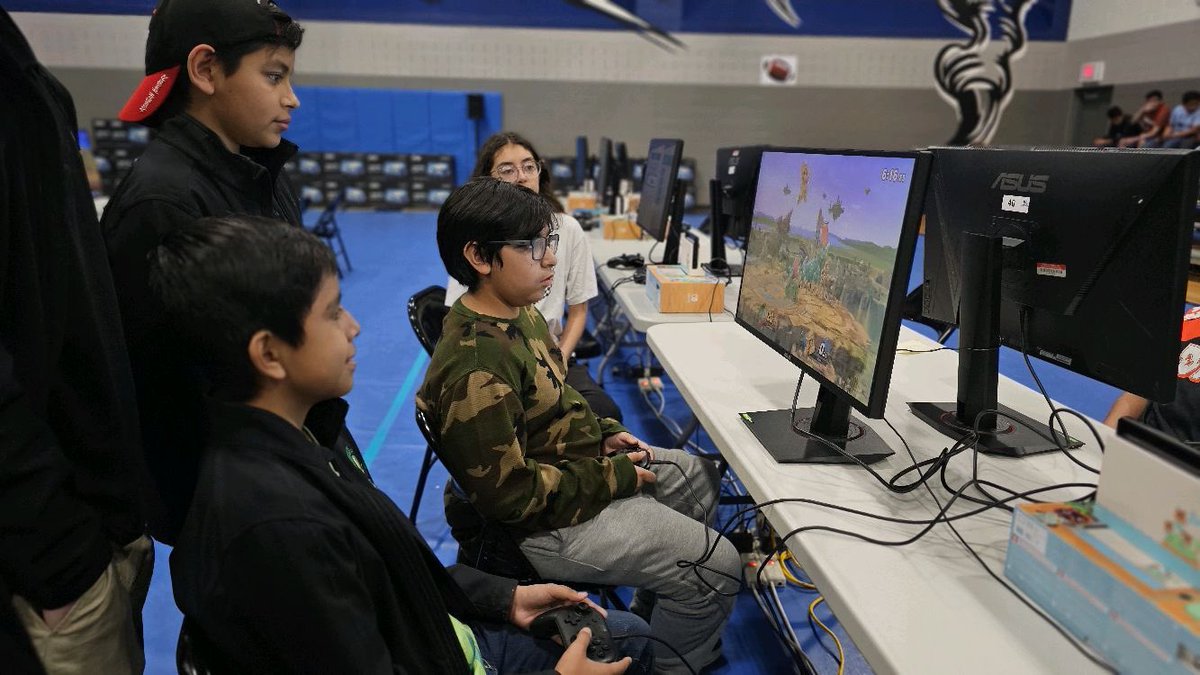 TAGinPG's tweet image. A strong start to Saturday! Admission exams, Saturday School, and competitions all around the metroplex. Thanks to our teachers and parents for lifting our Owls! 🦉💚
#WingsWideOwlPride @disdactivities @duallanguage @dallasschools @DrReyC @MJJackson1906 #Region4SayNoMore