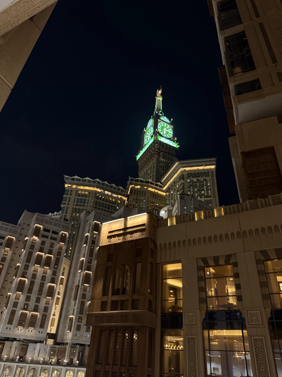 lkclz3's tweet image. شعور الراحه بعد العمره ، الحمدلله🥹