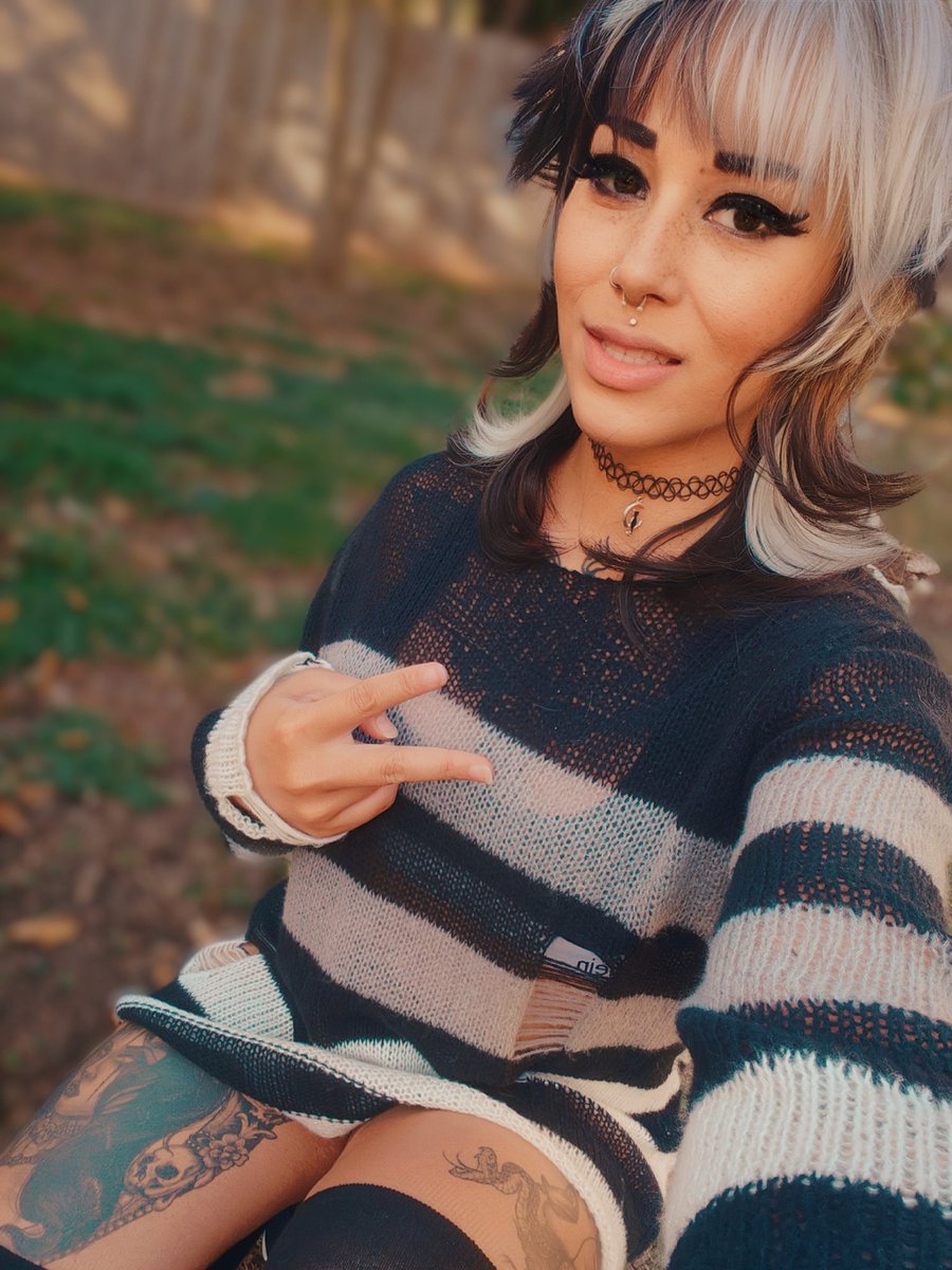 Hey it's transgender awareness week 🏳️‍⚧️