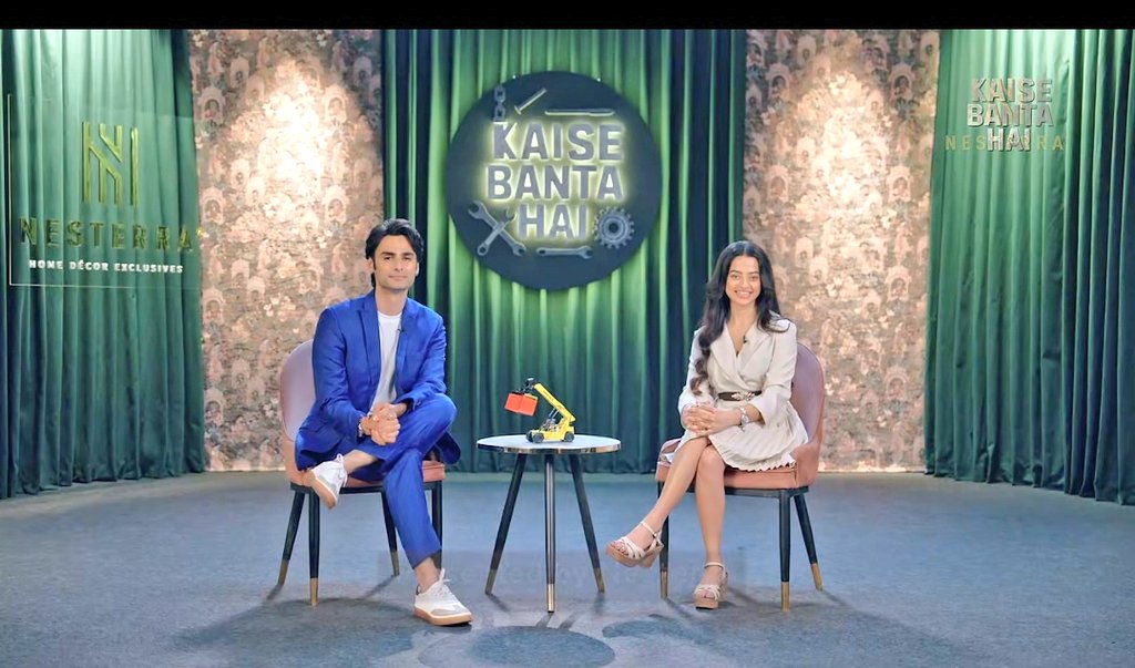 AshwiniMool's tweet image. 10 saal baad dono ko ek saath dekhna sapna lagta hain par ha ye pata tha ki saath to inko aana hi tha. ❤️❤️🧿✨

They are hosting the &quot;Kaise Banta Hain&quot; show on #JioHotstar 

#SwaSan #VaHe 
#WeWantVaHeBack 

@OfficialHelly7 #VarunKapoor