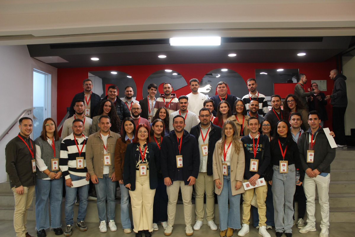 🌹Ayer estuvimos presentes en el Comité Federal de Juventudes Socialistas de España en Madrid.

💪Seguimos trabajando por el futuro de la juventud de nuestro país, construyendo una sociedad más justa e igualitaria para tod@s.