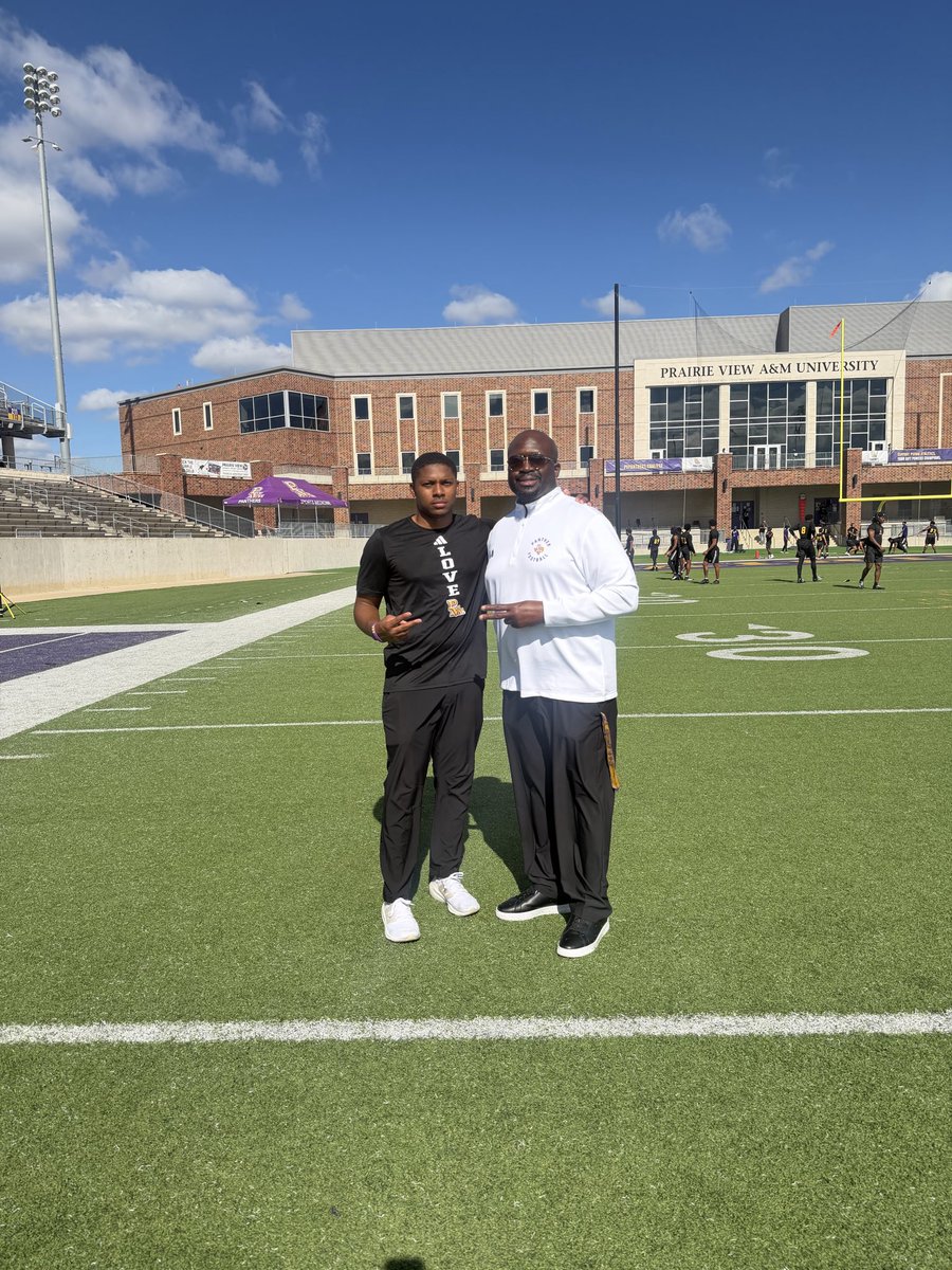 Game Day on The Hill
Prairie View A&amp;M 🟣🟡
Vs
Arkansas PB
kickoff 2pm central time 
At Panther Stadium

RB Coaches LOCKED IN

RB Coaches CHECKED IN

#WTW
#ComeCheckUsOutSoon