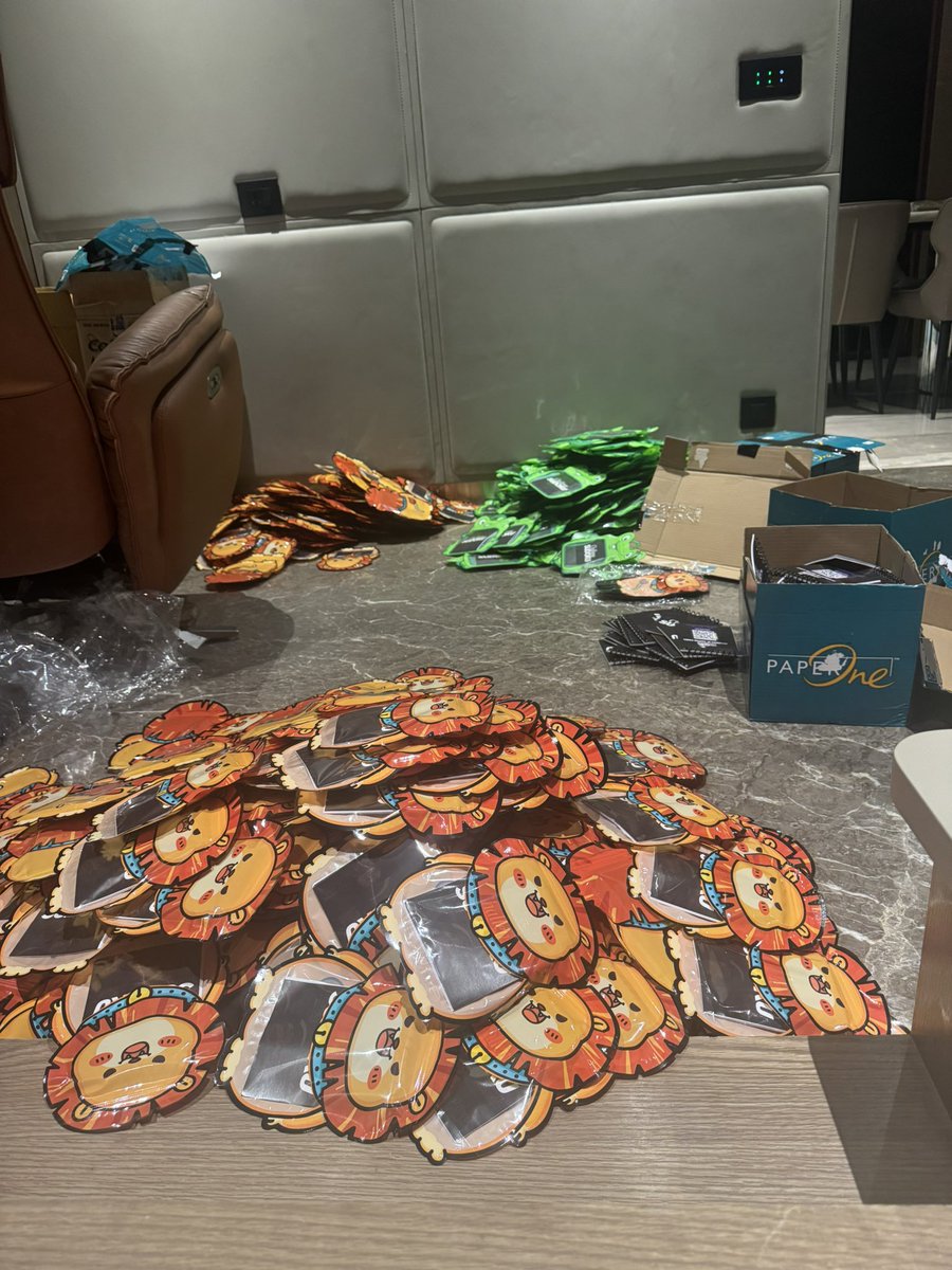 Joy_Juncture's tweet photo. It was the get the boxes of production day for Joy Juncture
Day 120: #BuildwithJoyJuncture https://t.co/zWK5AyQt4N