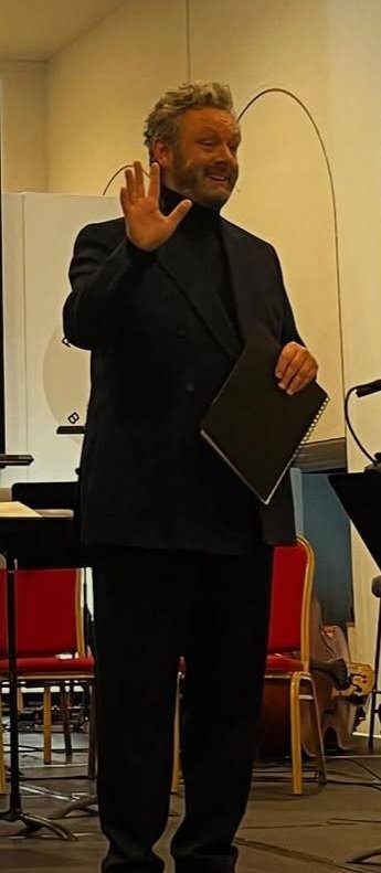 MissAppointed91's tweet photo. Ngl, it's giving Hot Priest vibes and I'm very interested in whatever religion he's trying to sell https://t.co/AtV9Lvrx4i