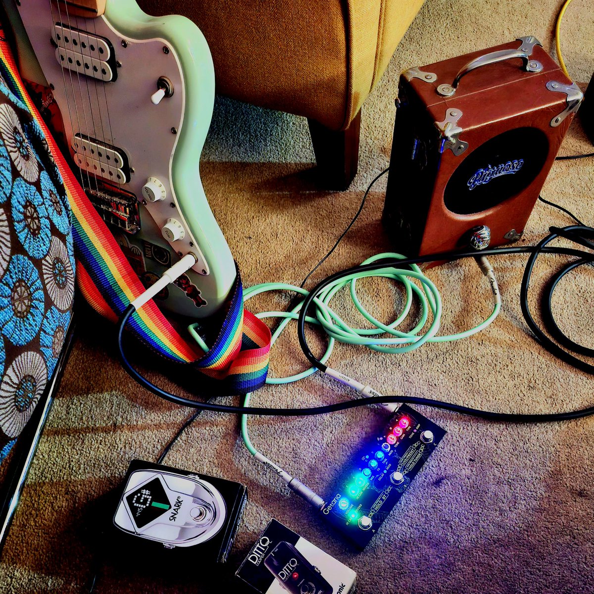 timpsk's tweet image. Some pre strictly MBV action.