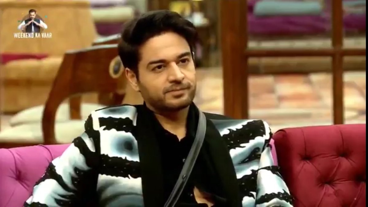 DDSMySoul's tweet photo. Now toh I seriously want him to win this damn show that will be a perfect slap to everyone right on their face.

Previously I didn't care about this show who will win but now the amount of torture he is facing, he reigns he owns the trophy 🏆 #GauravKhanna #BiggBoss19 https://t.co/XTF9L8INzf