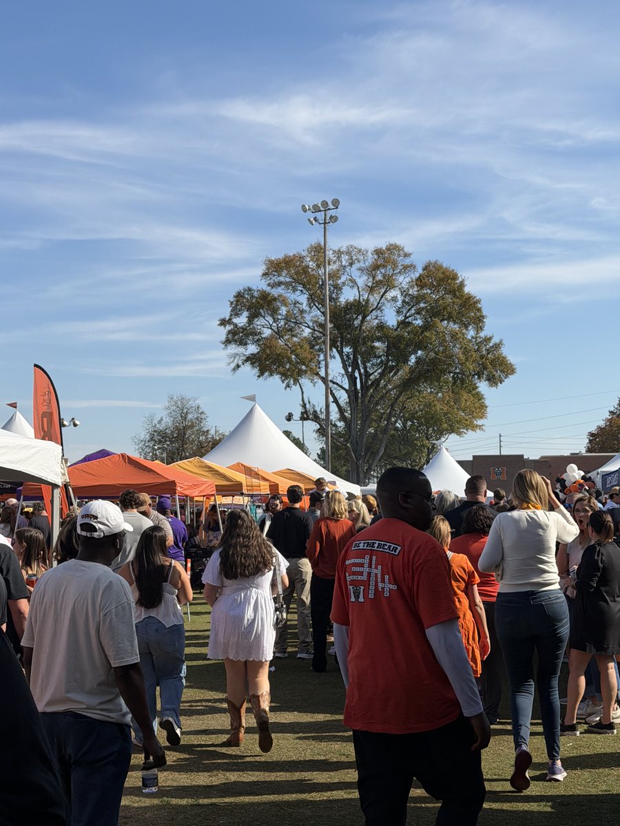 Tailgate crowd for <a href="/MercerYou/">Mercer University</a> <a href="/MercerFootball/">Mercer Football</a> Homecoming