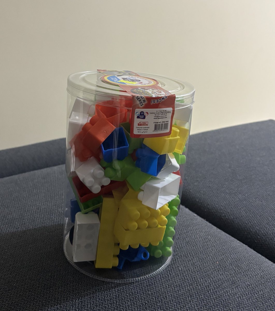 oğlana lego yapalım falan diye bahsetmistim onun dünyasında ki legoya bakın bunu alıp gelmis  YARILDM AMK