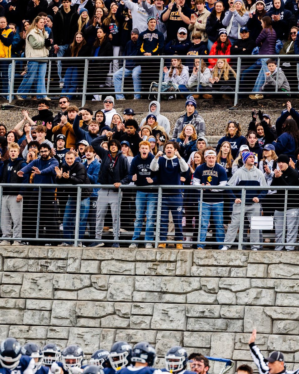 Ithaca Bomber Football tweet media