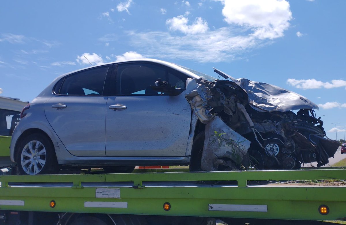 Una mujer de 81 años resultó herida tras un despiste en la Autopista de las Serranías Puntanas
unabuenamañana.com.ar/una-mujer-de-8…