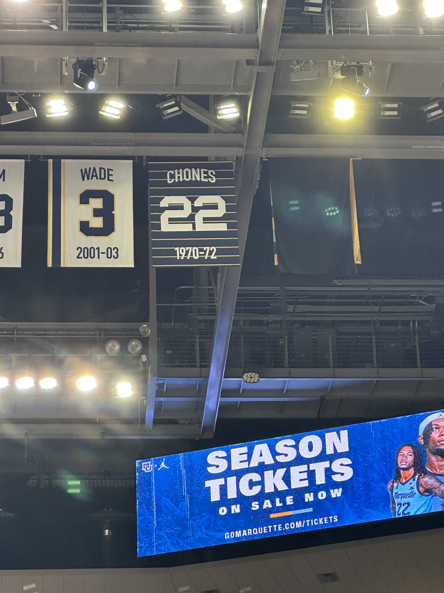 AlphaGeeks2's tweet image. They misspelled McNeal #mubb