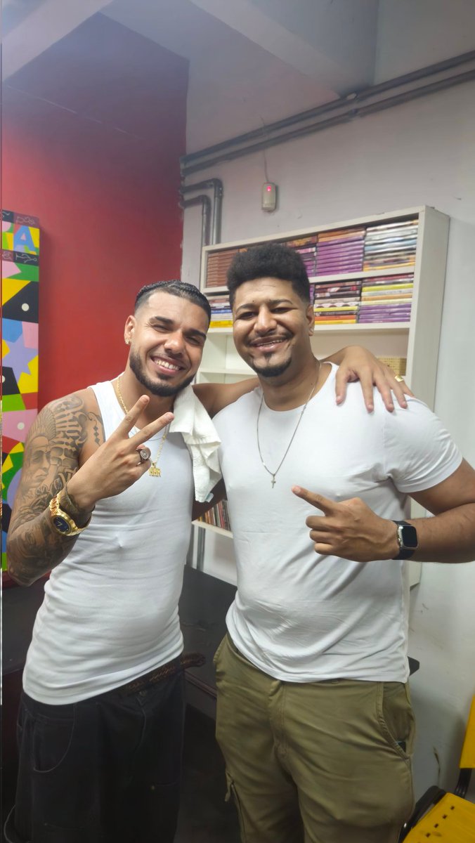 fenandroid's tweet image. Mano que cara foda esse 22dinizz !!