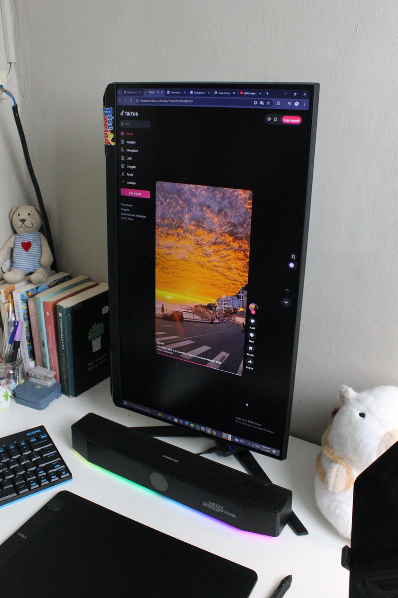 molen 4 lyfe OPEN COMMISION tweet media