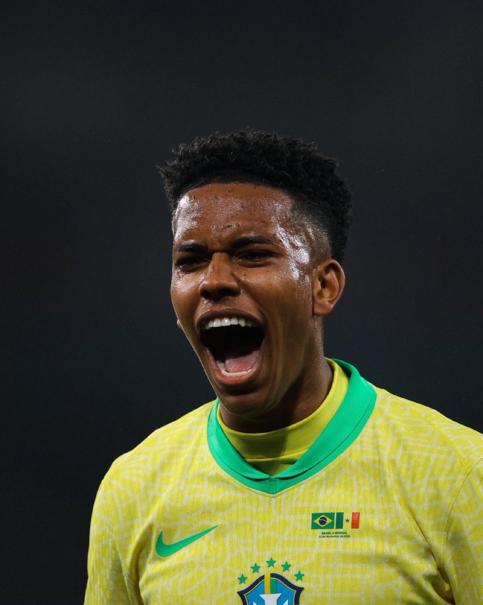 JacobsBen's tweet image. Estêvão Willian scores for Brazil as they beat Senegal 2-0 at the Emirates Stadium.

Estêvão now has ten goal contributions for club and country this season, and has scored five goals for Brazil in seven games this year.🇧🇷