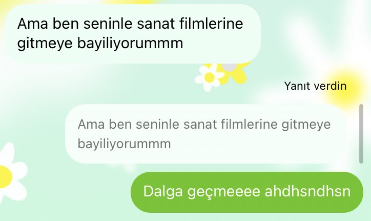 Festival filmi diye zorla cehennemin dibindeki sinemalara peşimden sürükleyip tüm film uyuduğumu bilen bacımın beni zorbalayış😂
