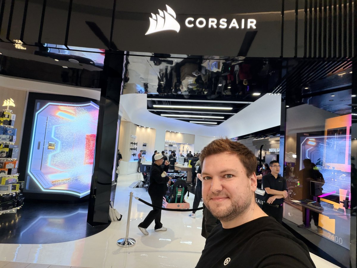 Hanging out for a couple hours today. If you see me come say hi 👋