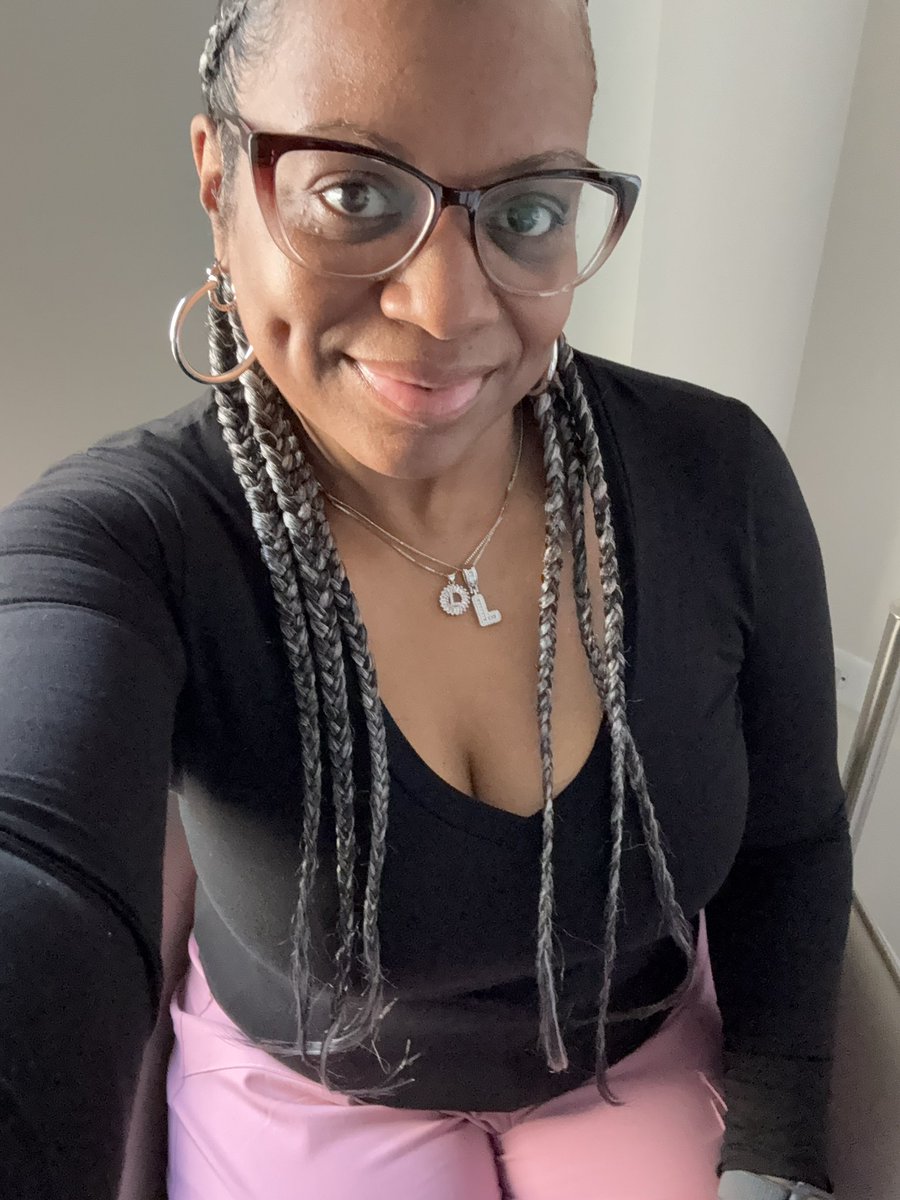 ElleDot DubDot the Master of Sarcasm tweet media