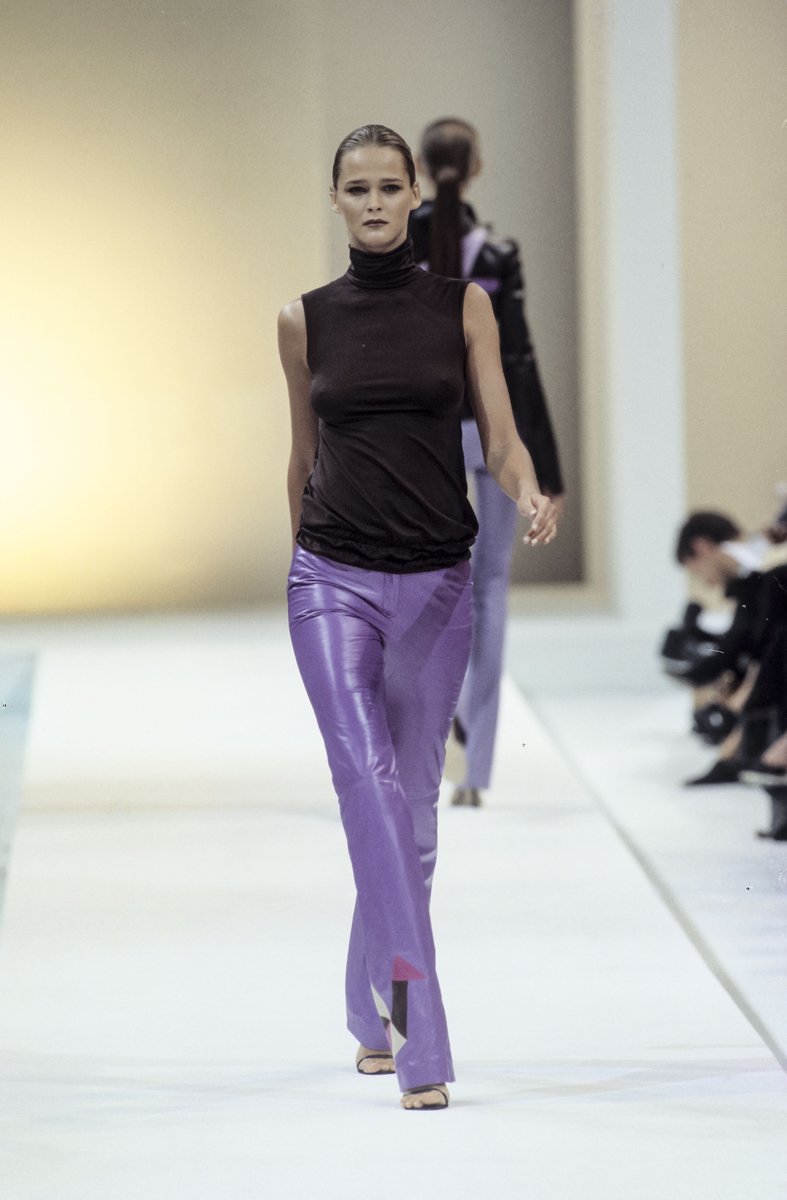 shadyasashade's tweet photo. lanvin s/s 2000 https://t.co/F5g8tottv9