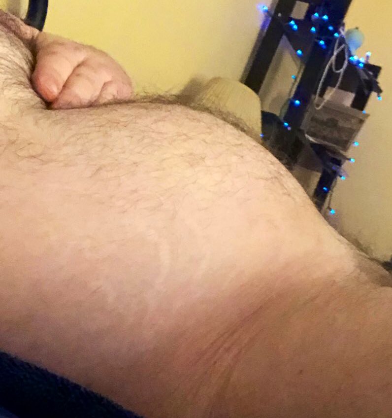 bearbladderbulge tweet media