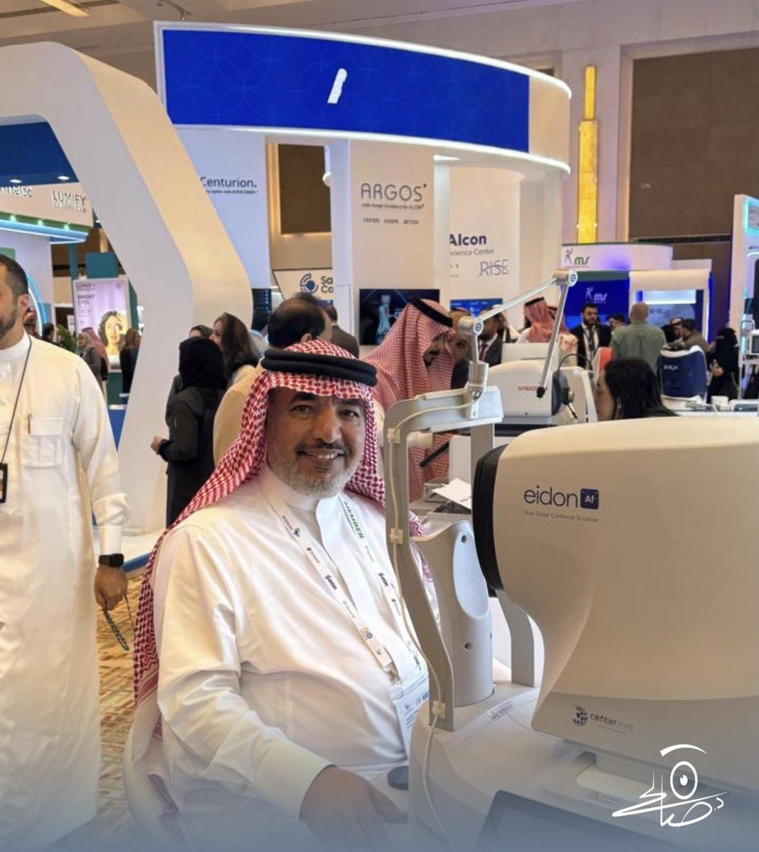 DSASMC's tweet photo. تشرف المدير التنفيذي وصاحب المجمع الدكتور/صالح بن عباس آل حافظ بتلبية الدعوة المقدمة من الجمعية السعودية لطب العيون @SaudiOphthaوذلك لحضور #مؤتمر_طب_العيون_السعودي 2025 والمؤتمر الخليجي الأول لطب العيون(Go)ضمن نخبة من خبراء الوطن والعالم الرائدين في مجال طب وجراحة العيون
#SOS2025 https://t.co/G5FHAmWycK