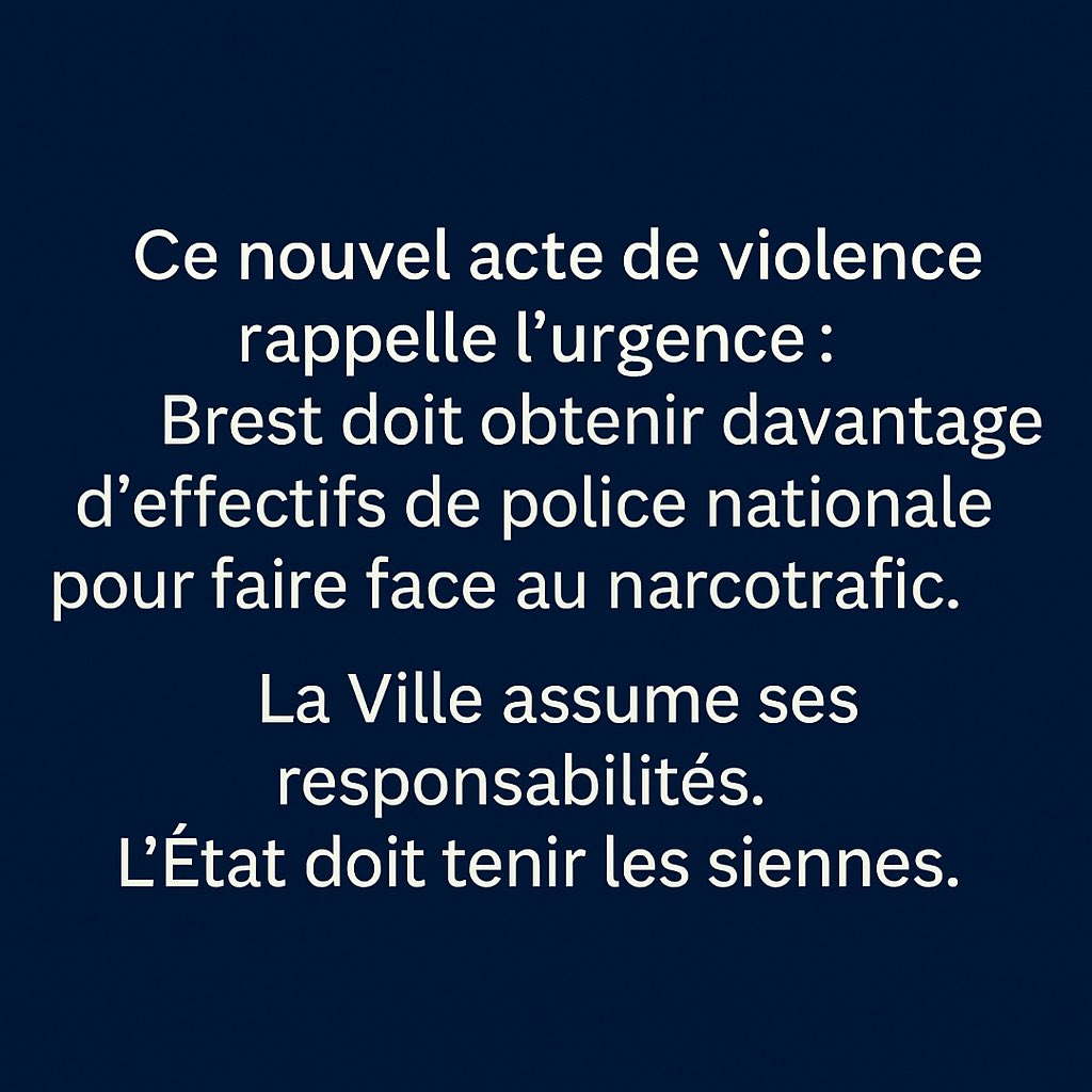 🔴 Événements de Bellevue – réaction du maire de Brest

<a href="/FCuillandre/">François Cuillandre</a> condamne avec force les faits graves survenus hier soir à Bellevue, qui ont coûté la vie à un jeune homme.
Il exprime son soutien aux forces de l’ordre, pleinement mobilisées pour identifier les auteurs, ainsi